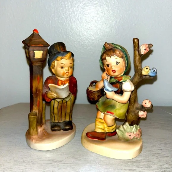 Napco Vintage Figurines - Picture 1 of 7
